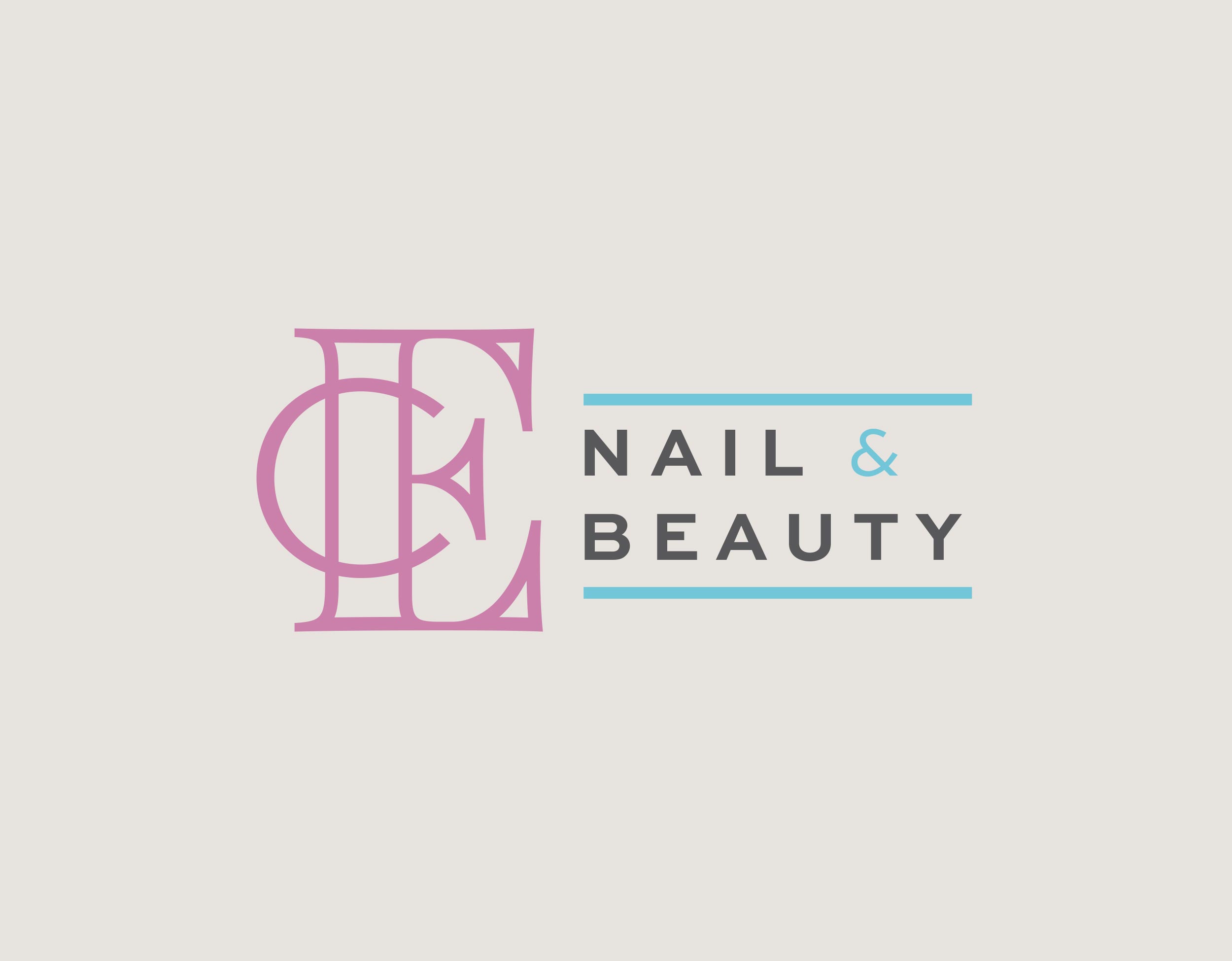 Logo lettering rosa e celeste per nail art su sfondo crema